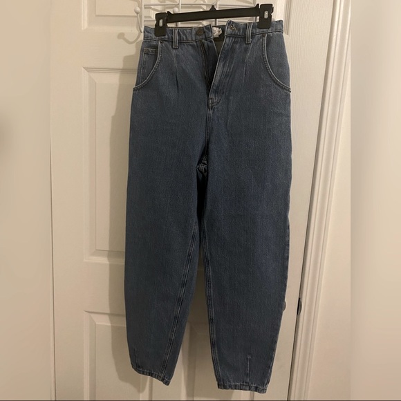 Cropped balloon blue jeans from Nakd - Picture 3 of 3